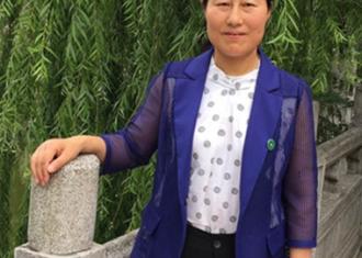 【名师推荐】何家凤