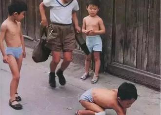 【夜读】一个日本摄影师，36年前偷拍的中国孩子秒杀80％摄影大师
