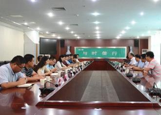 加强交流，推进集团化办学——宿迁中学集团总校领导专家到马陵中学交流指导