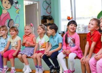 【知识分享】从幼儿园接孩子回家的路上，哪些问题不要问？